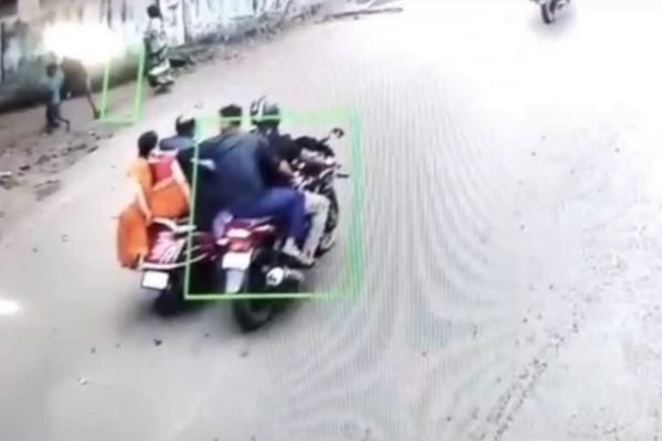 कोढ़ा गैंग का बाइक से गहरा नाता, अपराध के अनोखे तरीके कर देते हैं चौंकाने