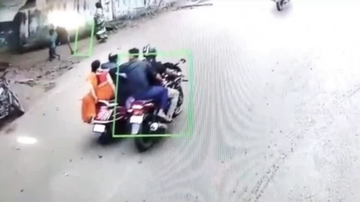 कोढ़ा गैंग का बाइक से गहरा नाता, अपराध के अनोखे तरीके कर देते हैं चौंकाने