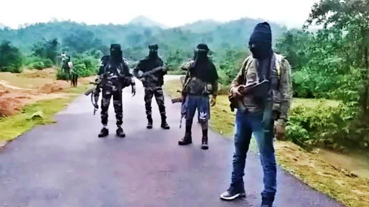 चतरा में आपसी विवाद के दौरान फायरिंग, TSPC के पूर्व कमांडर सहित दो की मौत