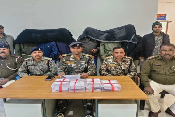 दुमका पुलिस को साइबर क्राइम के खिलाफ बड़ी सफलता, छह आरोपी गिरफ्तार