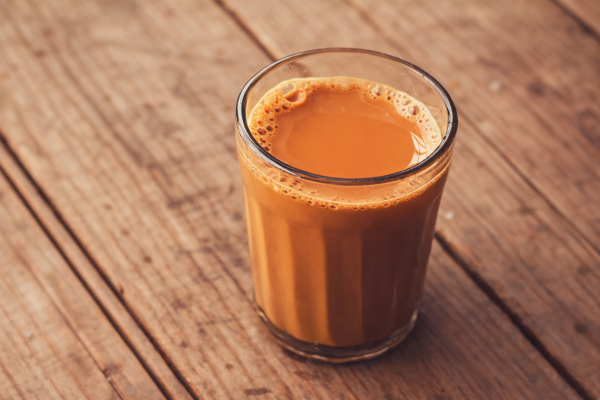 खाने के बाद चाय पीना क्यों हो सकता है नुकसानदायक, जानिए डॉक्टरों की चेतावनी