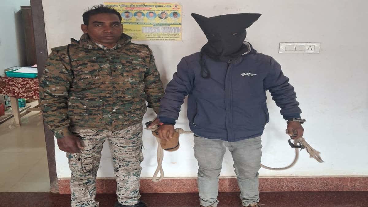 दुमका में ब्राउन शुगर तस्करी का भंडाफोड़, तीन ड्रग पैडलर धराए, नेटवर्क की जांच जारी
