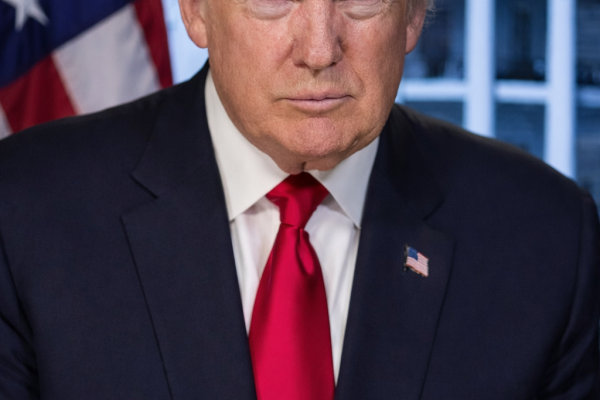 “ट्रंप ने कनाडा पर भड़के, ग्रीनलैंड ‘गोल्डन डोम’ विरोध को बताया जोखिम, चीन हो सकता है बड़ा खतरा”