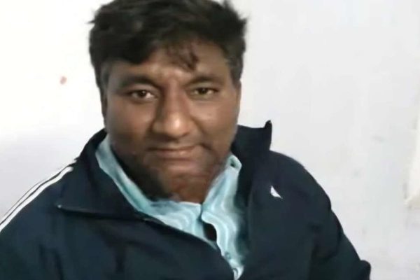 जमशेदपुर में दिनदहाड़े फायरिंग: गोलमुरी में फल व्यवसायी को मारी गोली, आरोपी फरार