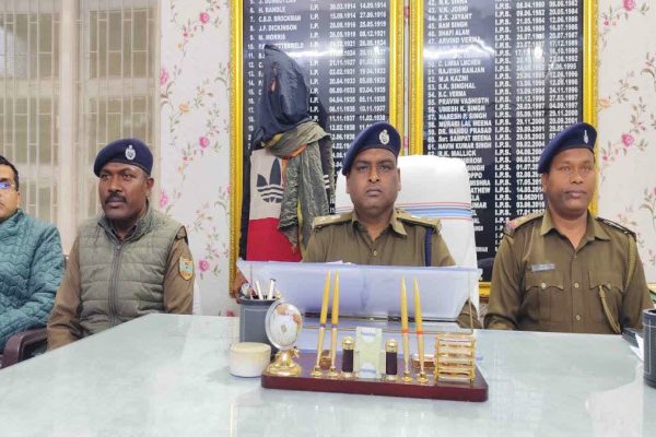 दुमका डबल मर्डर केस का खुलासा: दुष्कर्म के विरोध पर मां-बेटी की हत्या, आरोपी गिरफ्तार