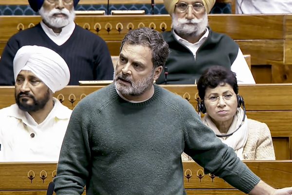 बजट सत्र के पहले चरण का आखिरी दिन: ट्रेड डील पर हंगामा, राहुल गांधी पर विशेषाधिकार नोटिस की तैयारी