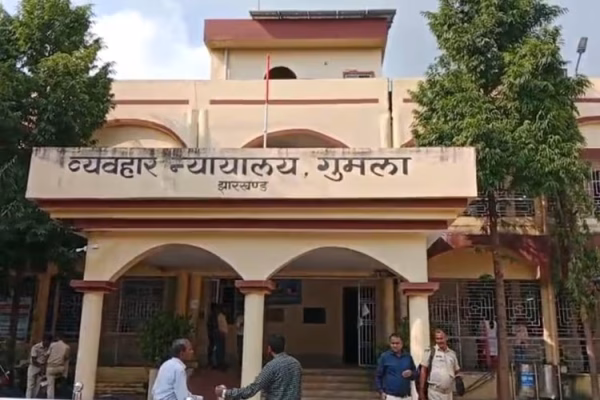 गुमला में 108 किलो गांजा बरामद मामले में कोर्ट द्वारा दोषी ठहराए गए आरोपी