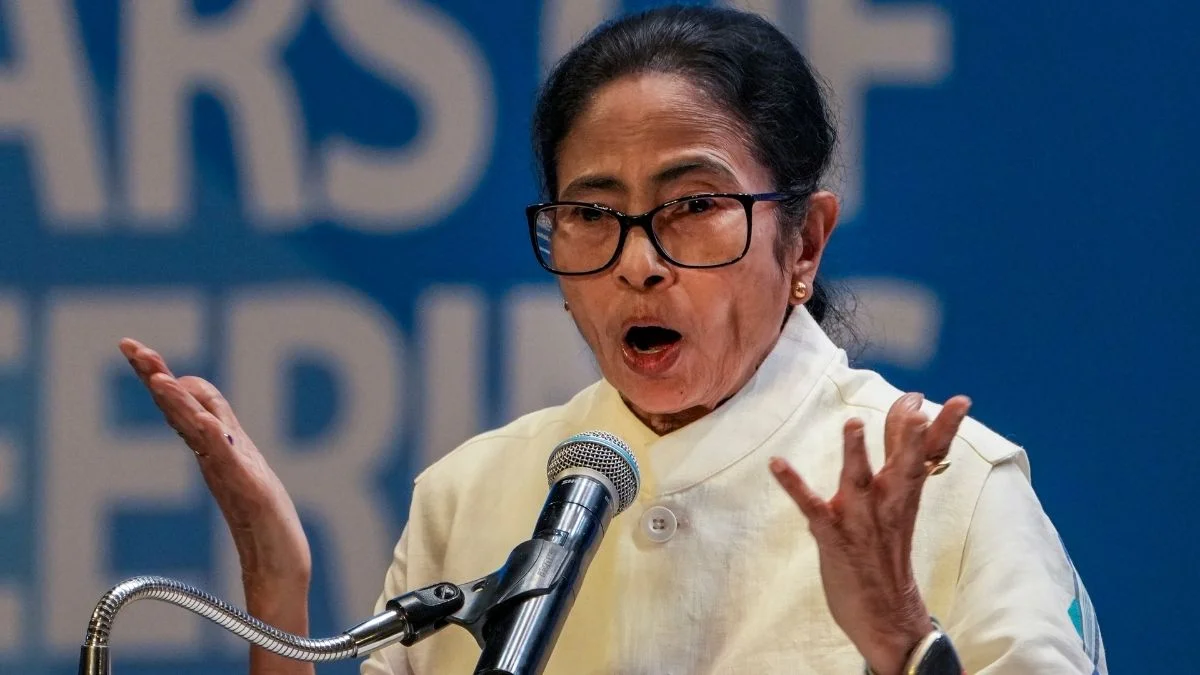 ममता बनर्जी ने मुरशिदाबाद में पार्टी विधायक मोनिरुल इस्लाम को निलंबन का अल्टीमेटम दिया