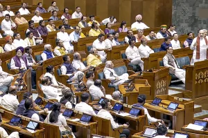 महिला आरक्षण अधिनियम 2023 लागू होने पर केंद्र सरकार की अधिसूचना का दृश्य