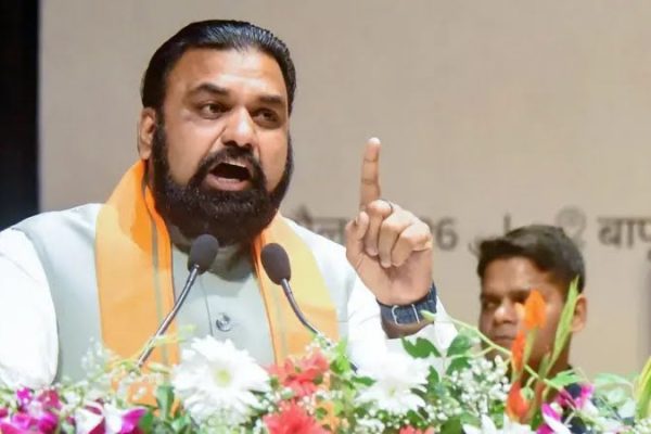 पटना लोकभवन में सम्राट चौधरी के शपथ ग्रहण की तैयारियों का दृश्य
