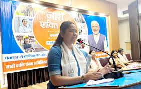 रांची में आयोजित महिला सशक्तिकरण राउंड टेबल बैठक में शामिल प्रतिभागी