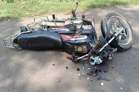 धनबाद भौरा जीएम ऑफिस गेट पर फायरिंग के बाद मौके पर पहुंची पुलिस टीम