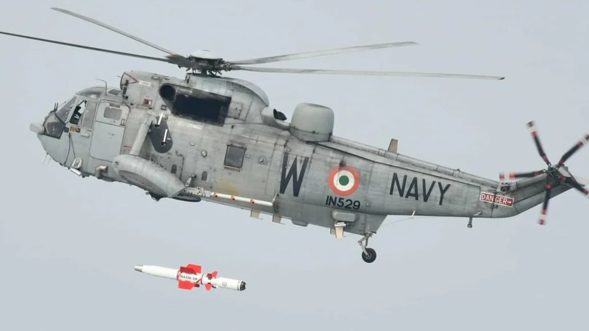 DRDO और भारतीय नौसेना द्वारा NASM-SR मिसाइल का सफल साल्वो लॉन्च किया गया।