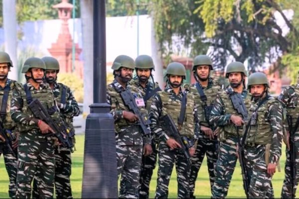 भारत निर्वाचन आयोग ने पश्चिम बंगाल में मतगणना के लिए अतिरिक्त पर्यवेक्षक तैनात किए।