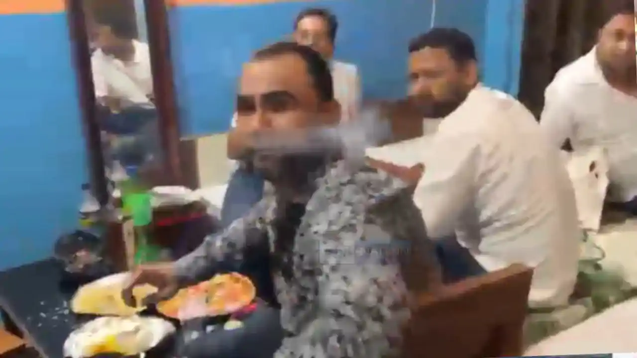 मोतिहारी के होटल में पुलिस की छापेमारी और शराब पार्टी के दौरान की गई कार्रवाई।