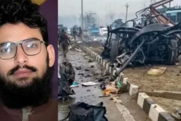 पुलवामा हमले का मास्टरमाइंड और अल-बद्र आतंकी कमांडर हमजा बुरहान पीओके के मुजफ्फराबाद में अज्ञात हमलावरों द्वारा मारा गया।