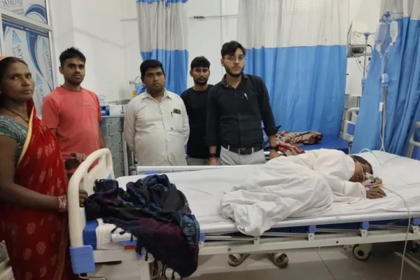 पूर्वी चंपारण में आकाशीय बिजली गिरने से हुए हादसे के बाद पुलिस जांच और राहत कार्य।
