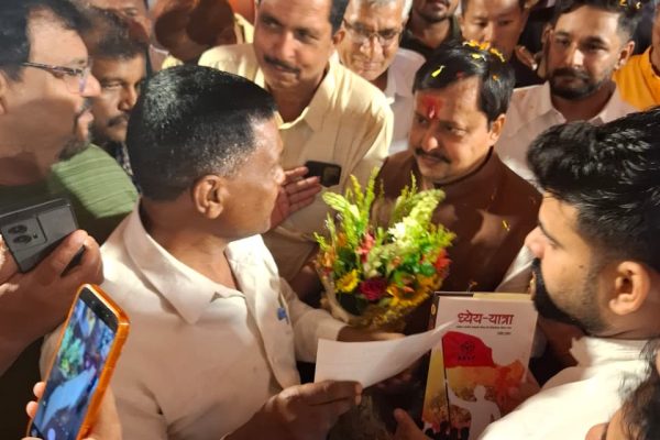 रांची में जनजाति सुरक्षा मंच ने सौंपा तीन सूत्रीय मांग पत्र
