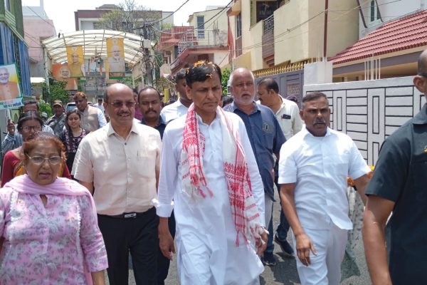 रांची में केंद्रीय गृह राज्य मंत्री नित्यानंद राय का भव्य स्वागत, पौधारोपण भी किया