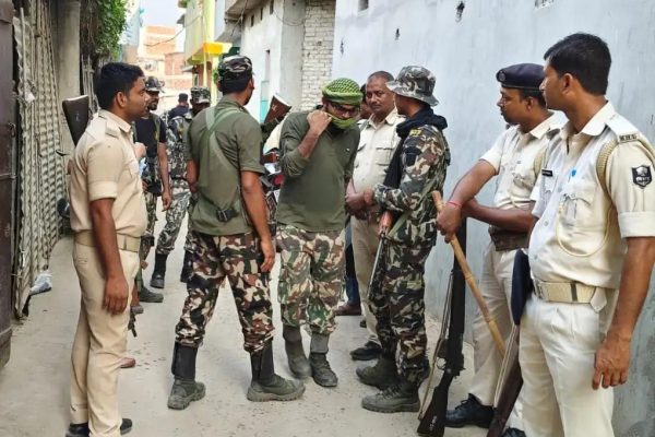 सहरसा के मेहमानजी गेस्ट हाउस में पुलिस छापा, महिला समेत 6 हिरासत में