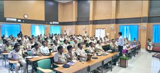 रांची के होटवार स्थित अनुसंधान प्रशिक्षण विद्यालय में साइबर अपराध जांच तकनीक का प्रशिक्षण लेते झारखंड पुलिसकर्मी