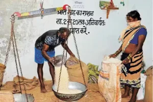 जगदलपुर में खाद्य विभाग द्वारा जब्त 378 बोरी पीडीएस चावल और अवैध परिवहन में लगा ट्रक