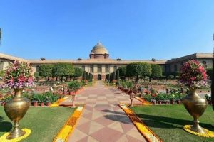 राष्ट्रपति द्रौपदी मुर्मू बस्तर प्रतिनिधिमंडल के सम्मान में राष्ट्रपति भवन में करेंगी विशेष भोज