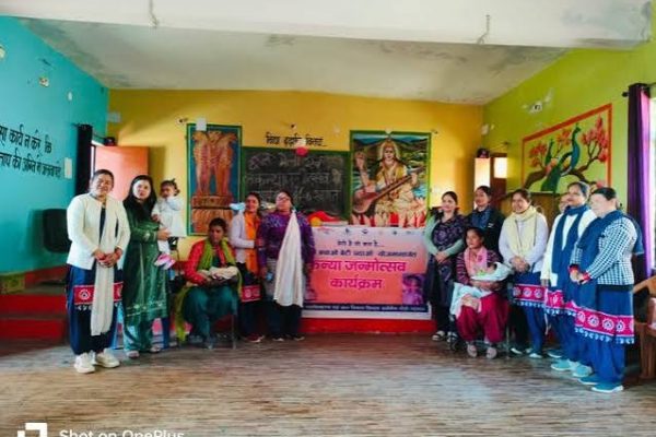 छत्तीसगढ़ के सूरजपुर और बालोद में आयोजित बेटी बचाओ बेटी पढ़ाओ जागरूकता कार्यक्रम की तस्वीर