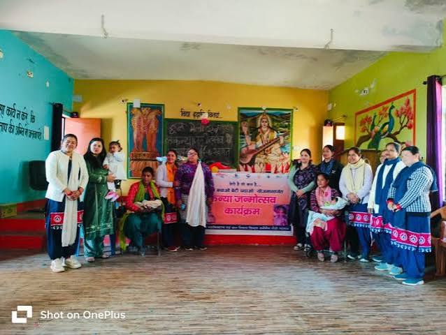छत्तीसगढ़ के सूरजपुर और बालोद में आयोजित बेटी बचाओ बेटी पढ़ाओ जागरूकता कार्यक्रम की तस्वीर