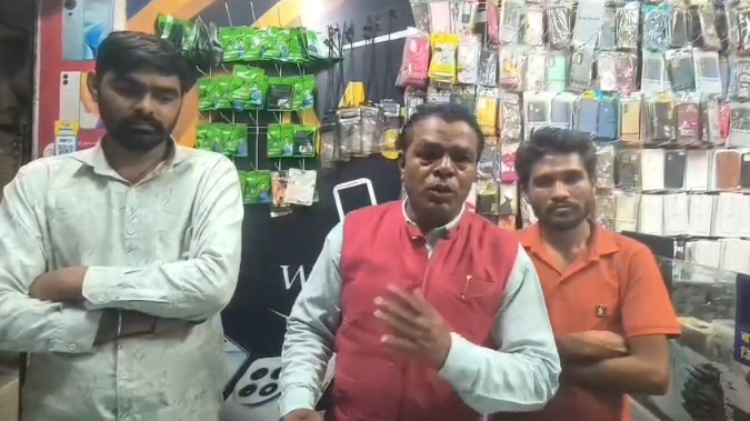 झाबुआ में बीजेपी पार्षद राजू धानक ने विकास कार्यों पर उठाए सवाल