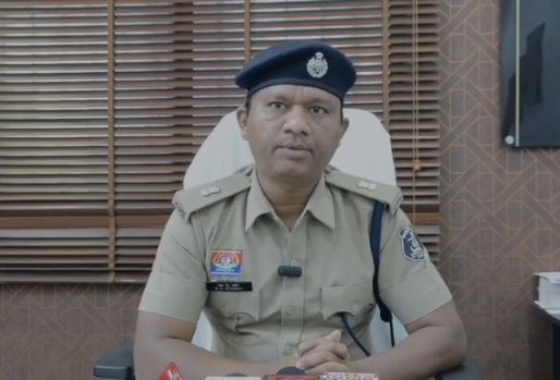 रायपुर में यातायात पुलिस के 13 अधिकारी-कर्मचारी सम्मानित